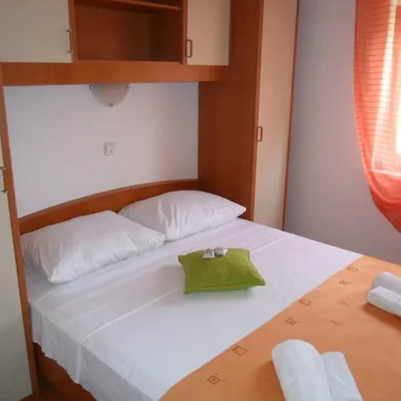 With A Parking Space Jurandvor, Krk - 16528 Apartman Baška