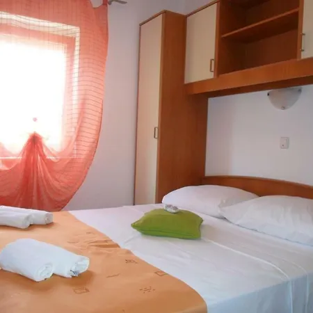 Apartman With A Parking Space Jurandvor, Krk - 16528